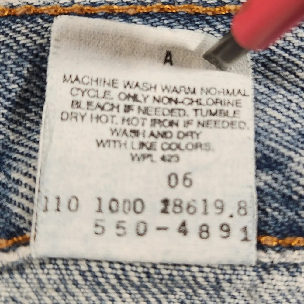 Vintage Levis 550 Jeans Men 36x30 Blue Relaxed Tapered Light Wash Tag 38x30 Y2K - Picture 7 of 11